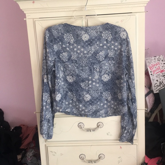 NWOT button down top - Picture 2 of 2